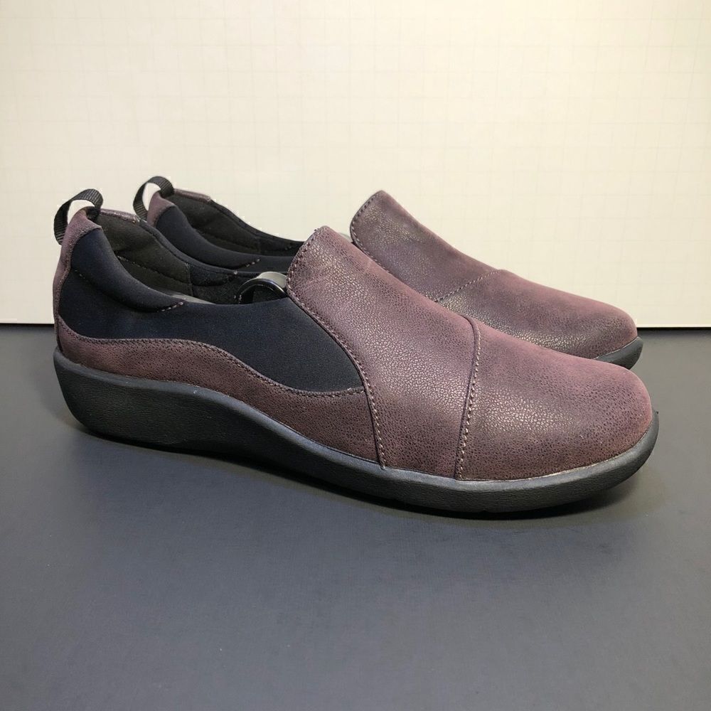 Womens CLARKS Cloudsteppers Sillian Paz Slip On Shoes / Size 6.5